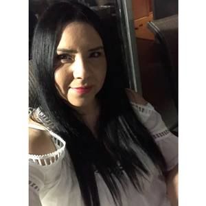 Meet your Posher, Alma